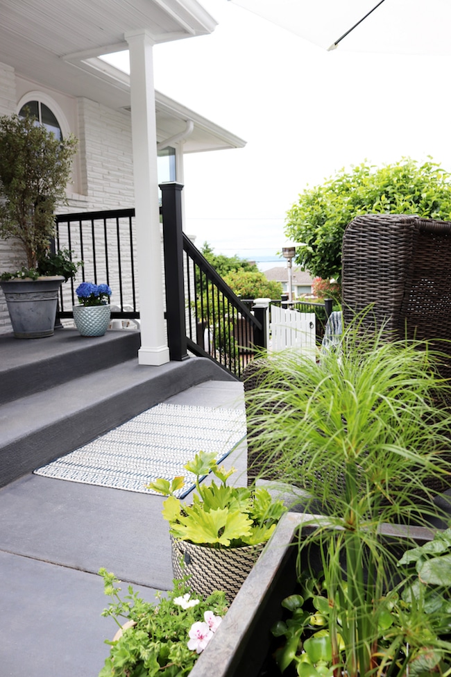 Transforming a 1950s Brick Ranch to a Charming Coastal Cottage - Before & Afters