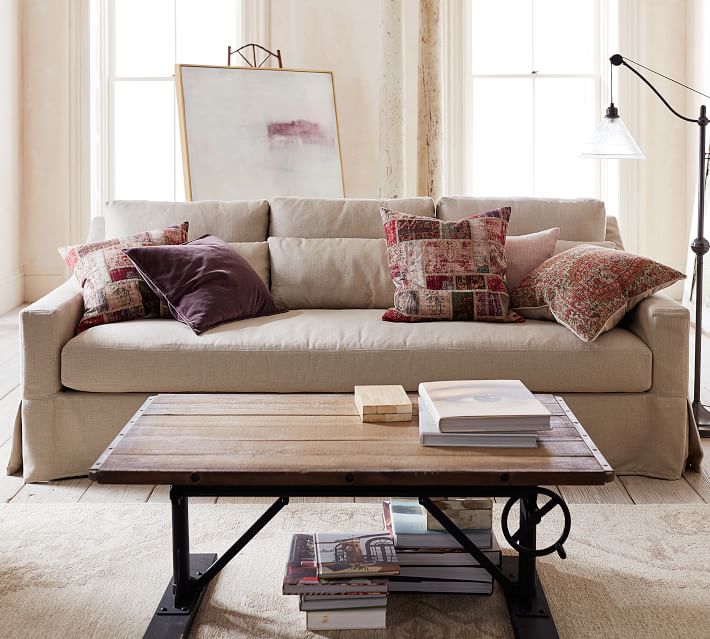 White Slipcovered Sofas Are Back in Style