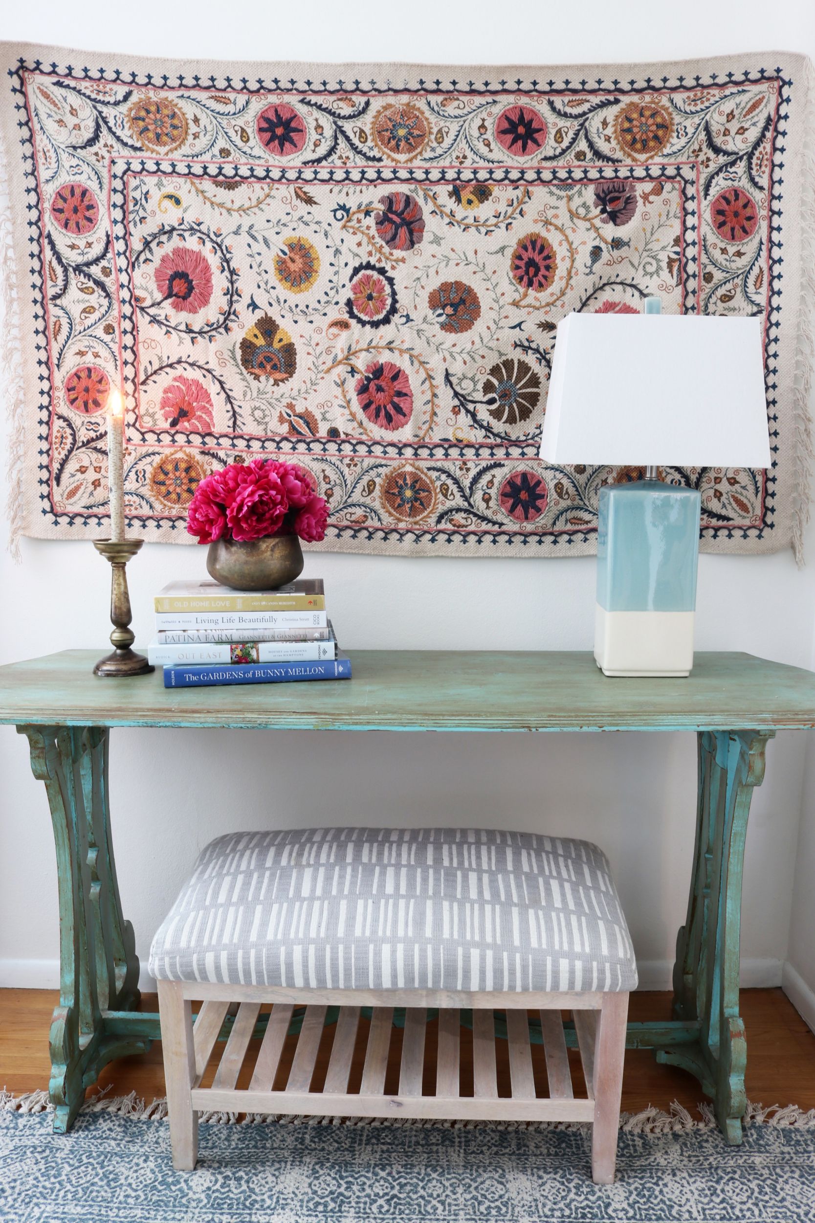 How to hang your rug on the wall.