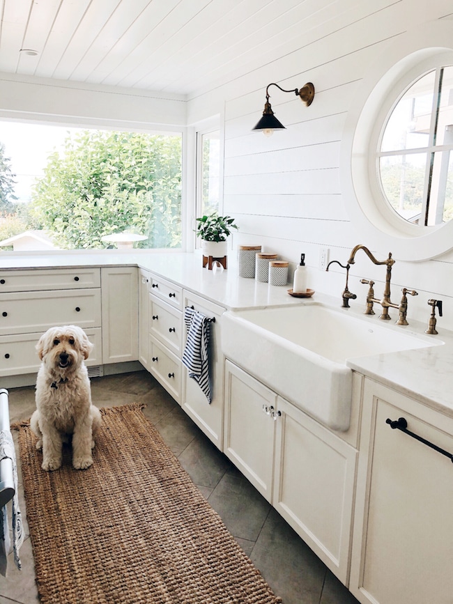 How To Keep A White Sink Clean