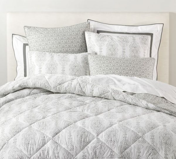 Mixed Pattern Bedding Reversible Bedding to Refresh Your Room! - The Inspired Room