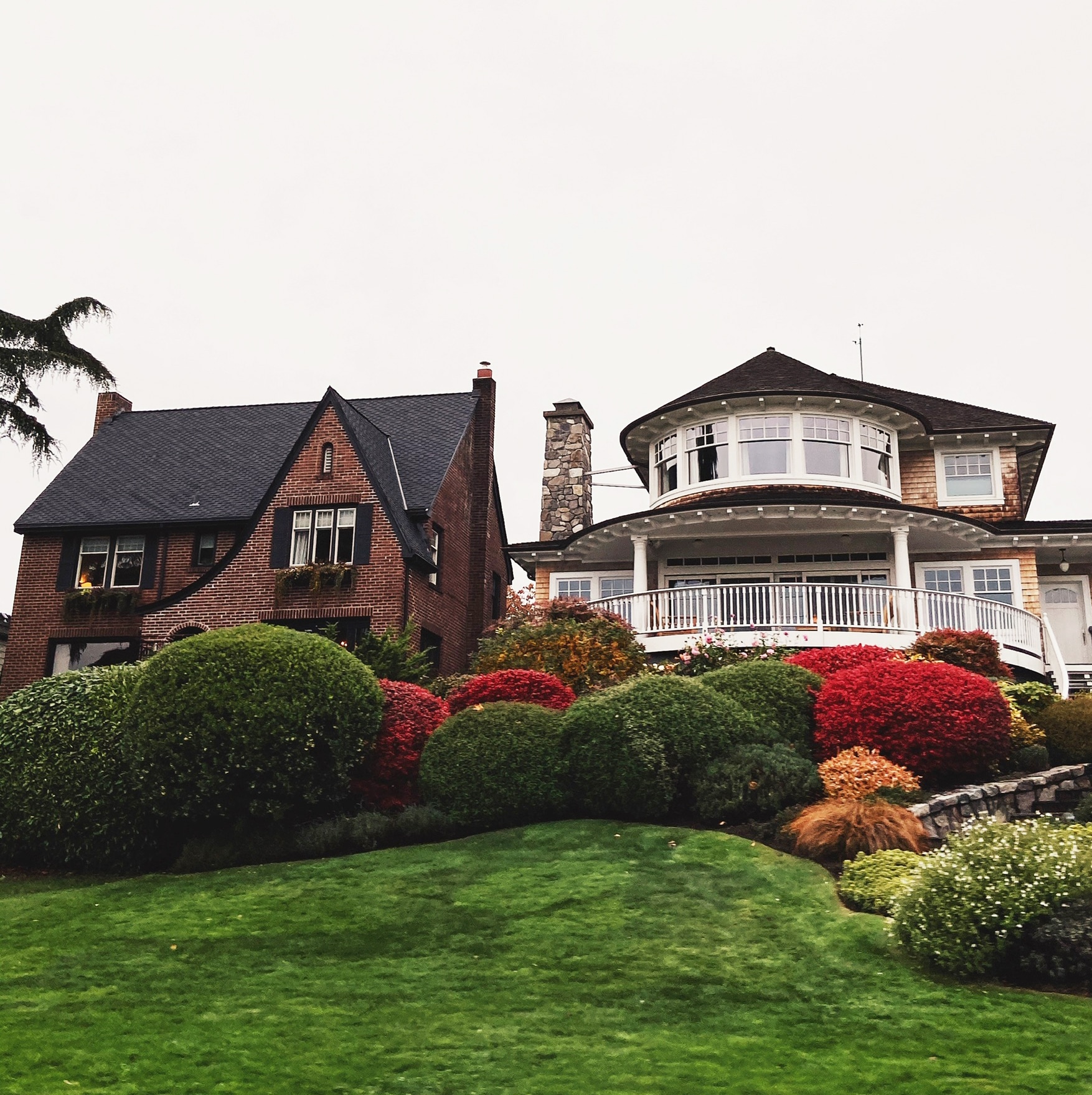 Autumn Drive By - Charming Seattle Neighborhoods