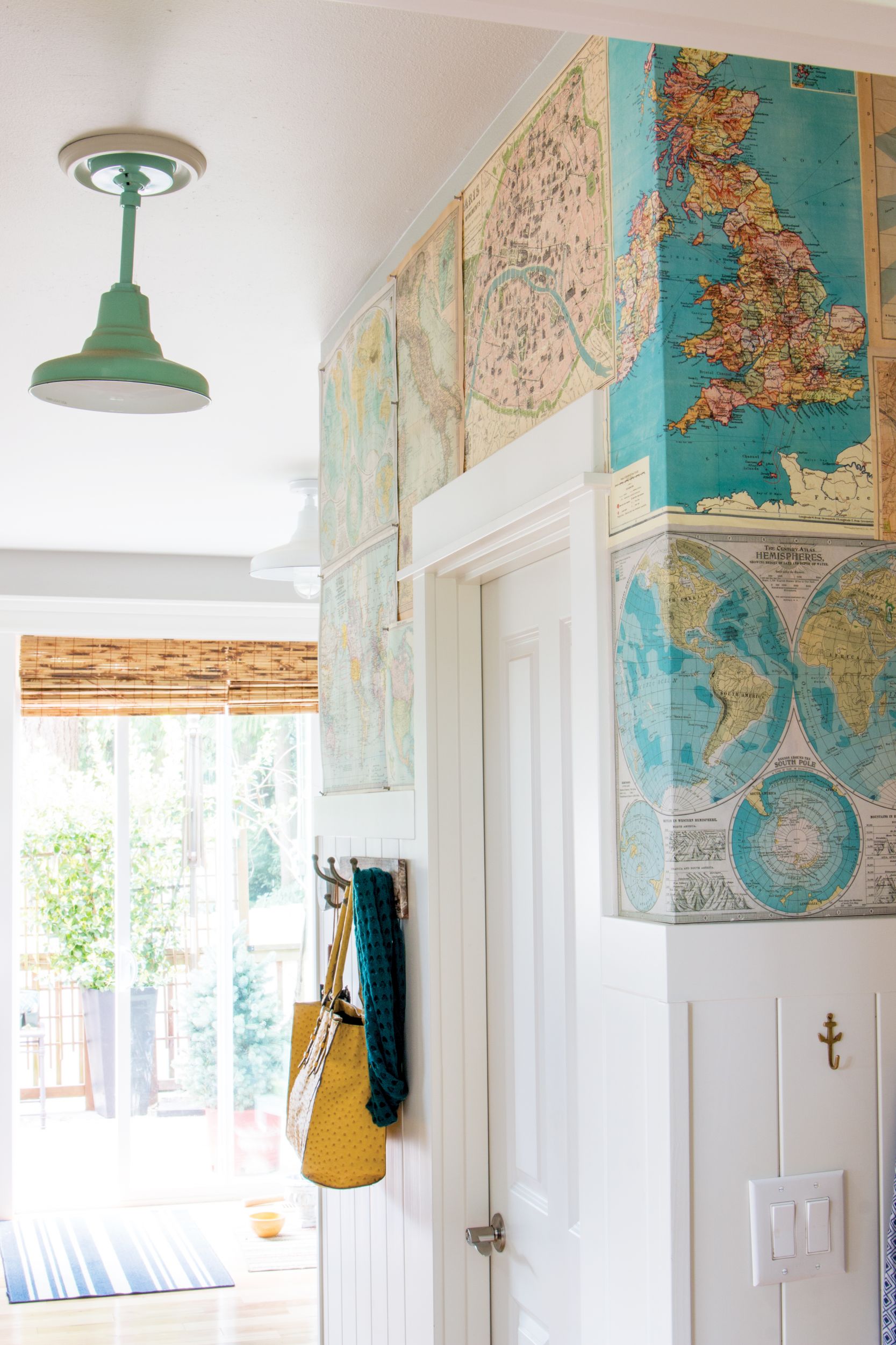 16 Simple Ways to Decorate Your Home for Summer (Coastal Grandmother Style)