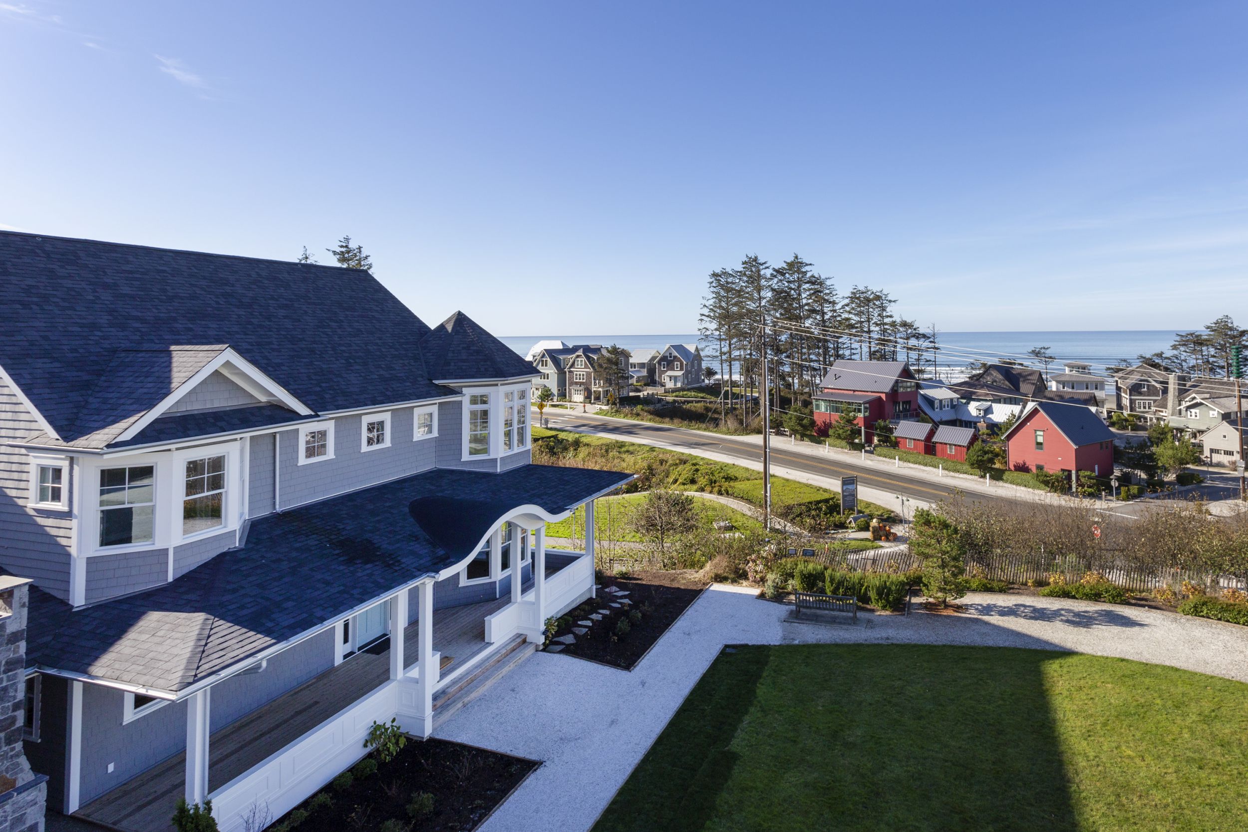 Tour A Dreamy Beach House in Seabrook