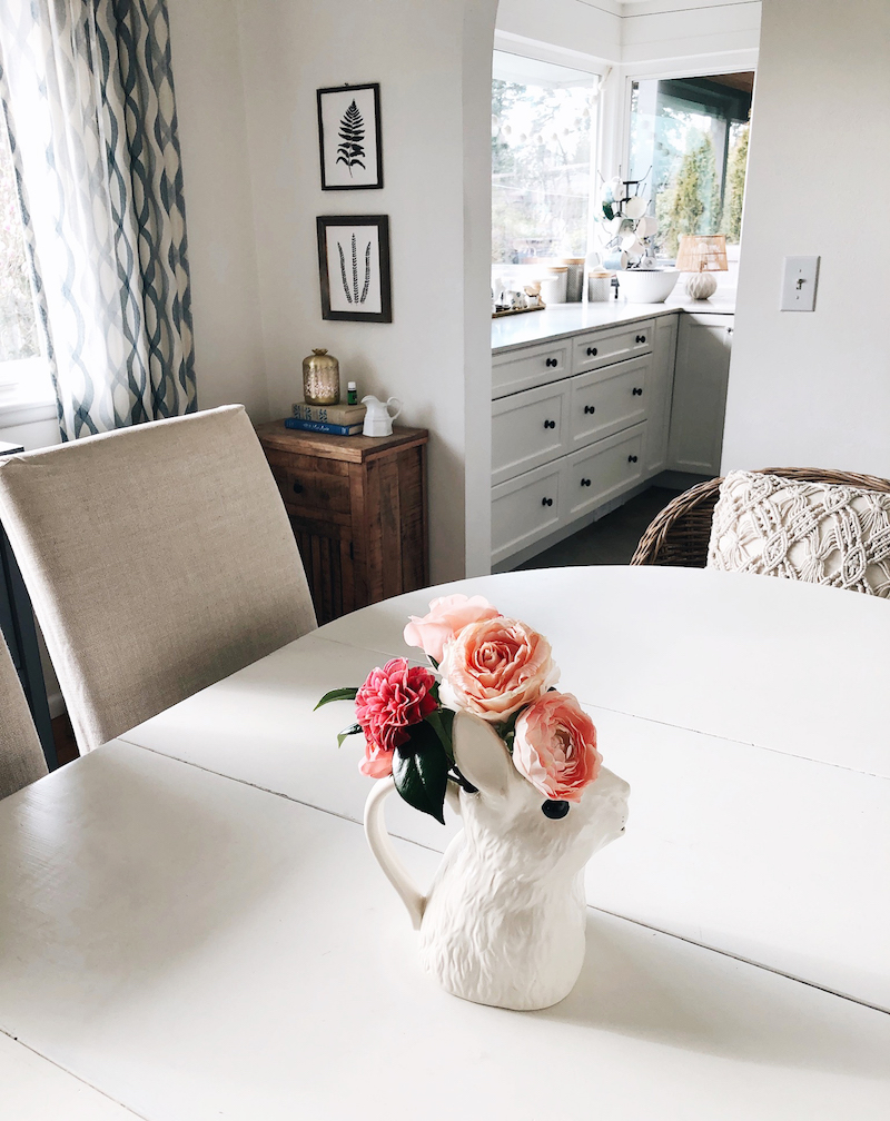 Easy Pitcher Update and Spring in the Dining Room