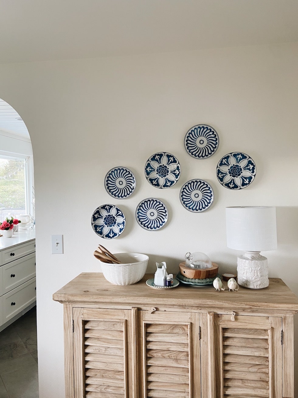 Rearranging Furniture + Hanging Plates in My Dining Room