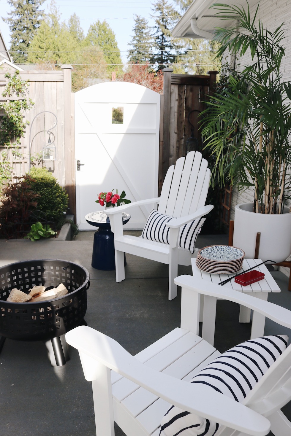 Adirondack Chair Decorating Ideas: Transform Your Outdoor Space