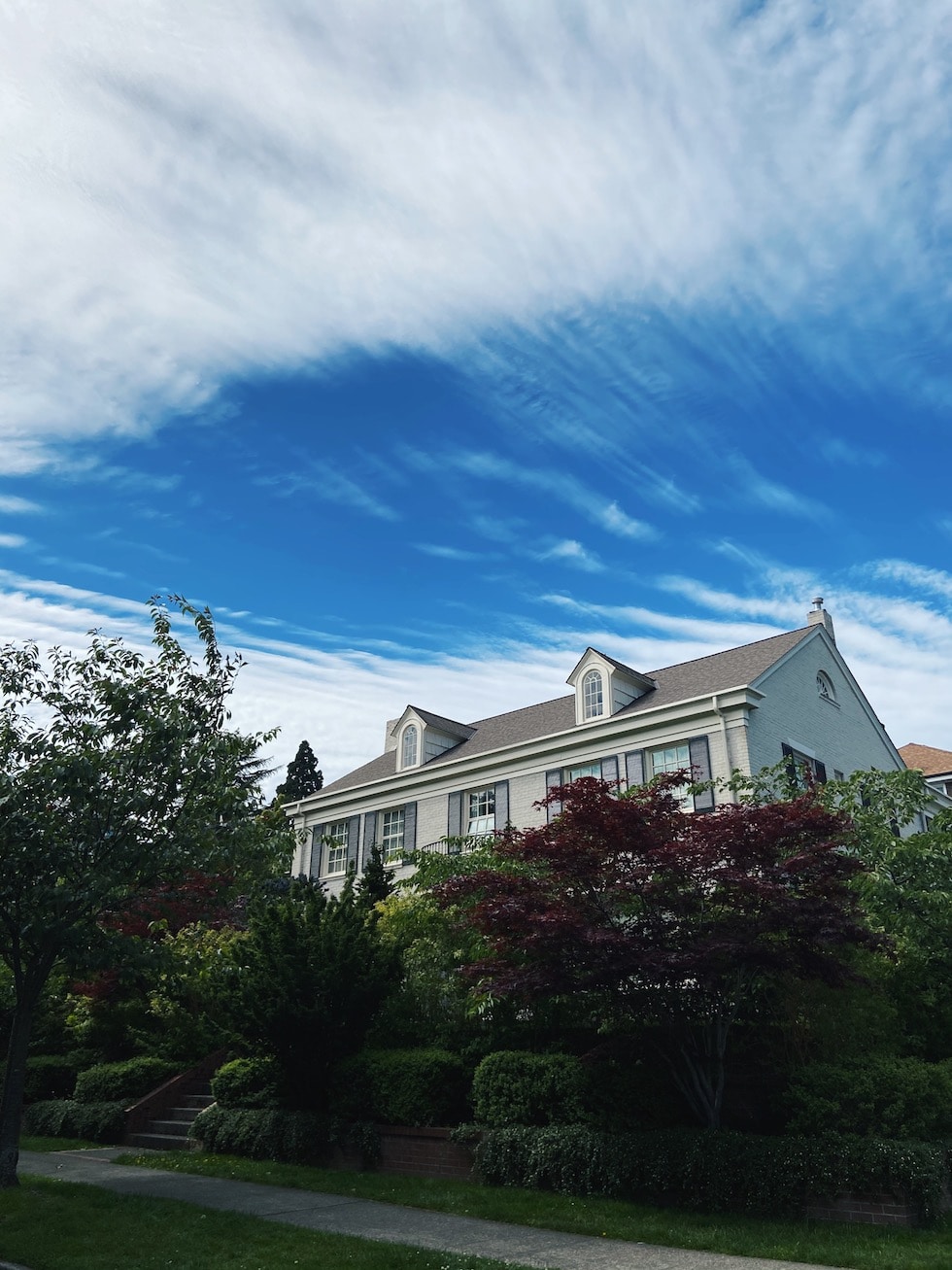 Neighborhood Walk in Queen Anne, Seattle {Drive By}