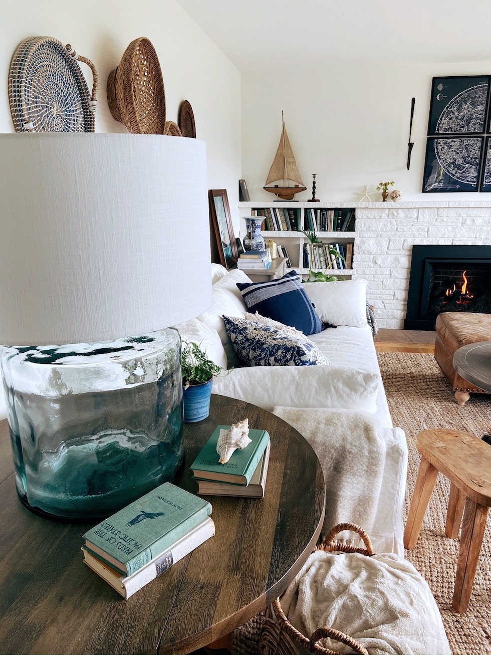 cottage living room decor