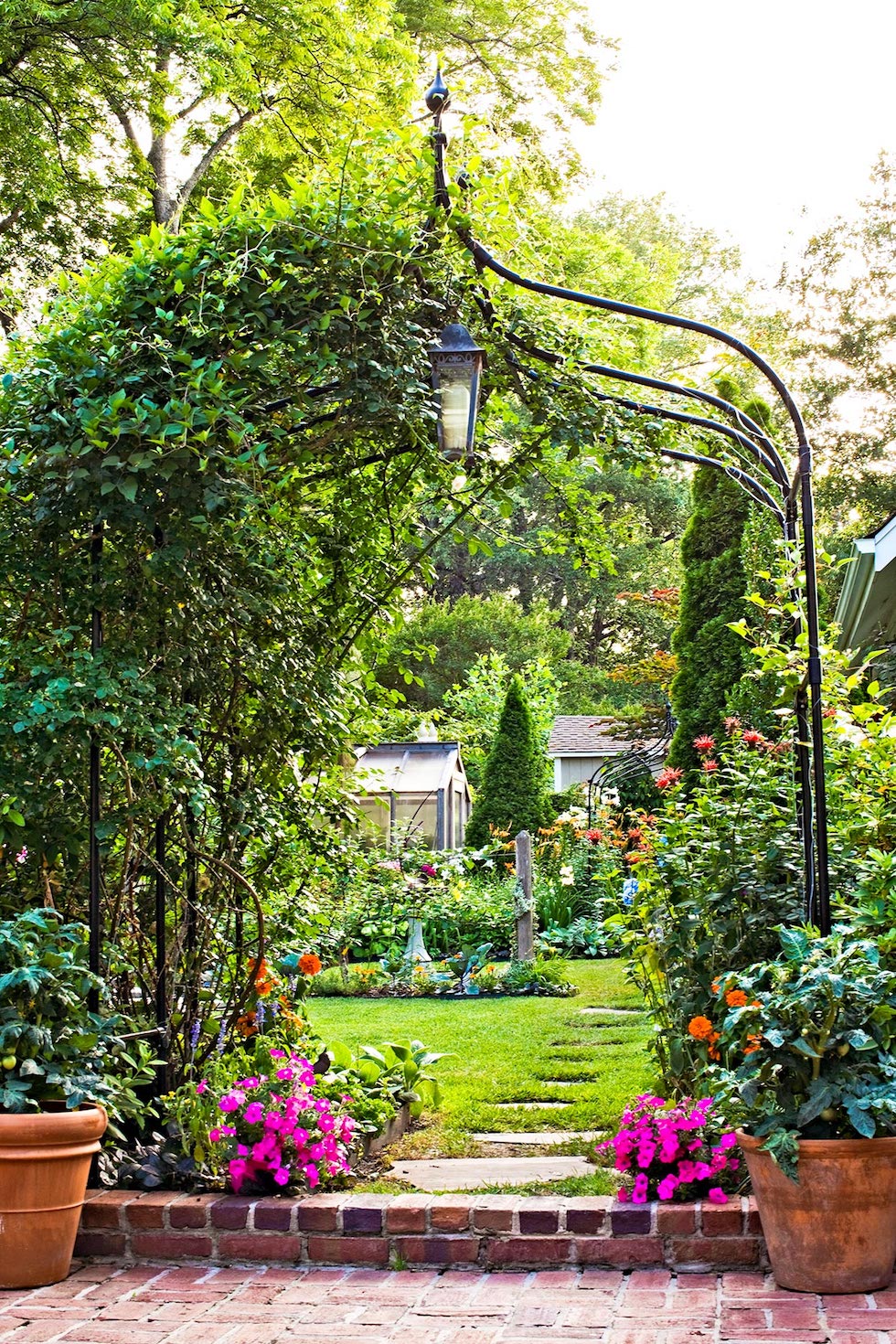Charming Garden Dreaming