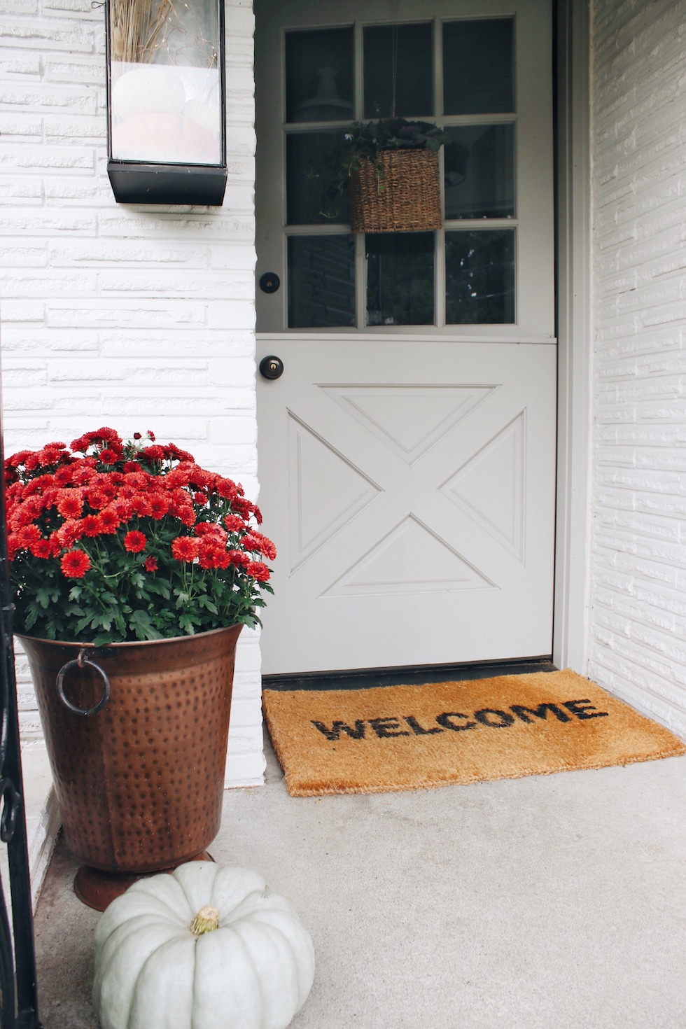 My Simple Fall Porch + Lantern