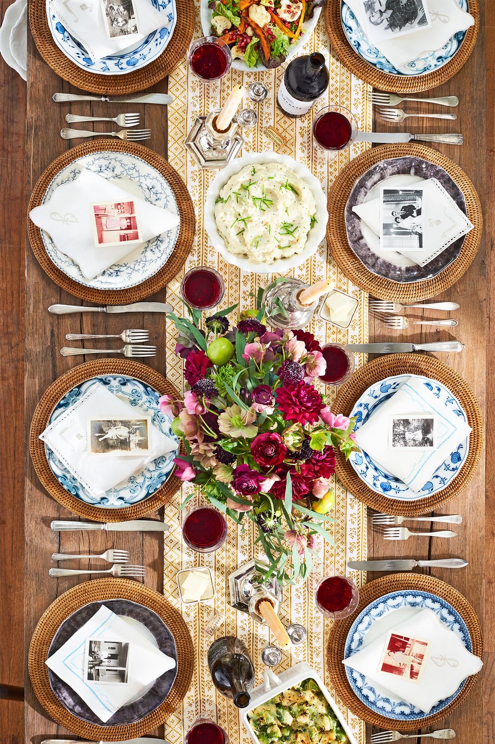 Simple and Charming Thanksgiving Table Decorating Ideas The Inspired Room
