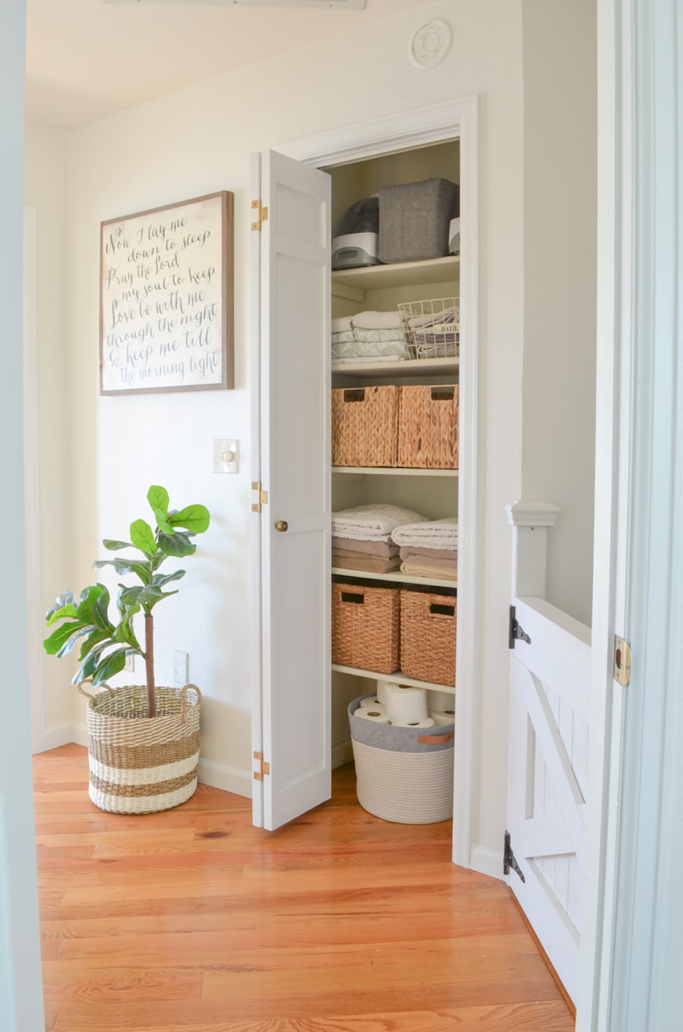 Linen Closet Organization Ideas