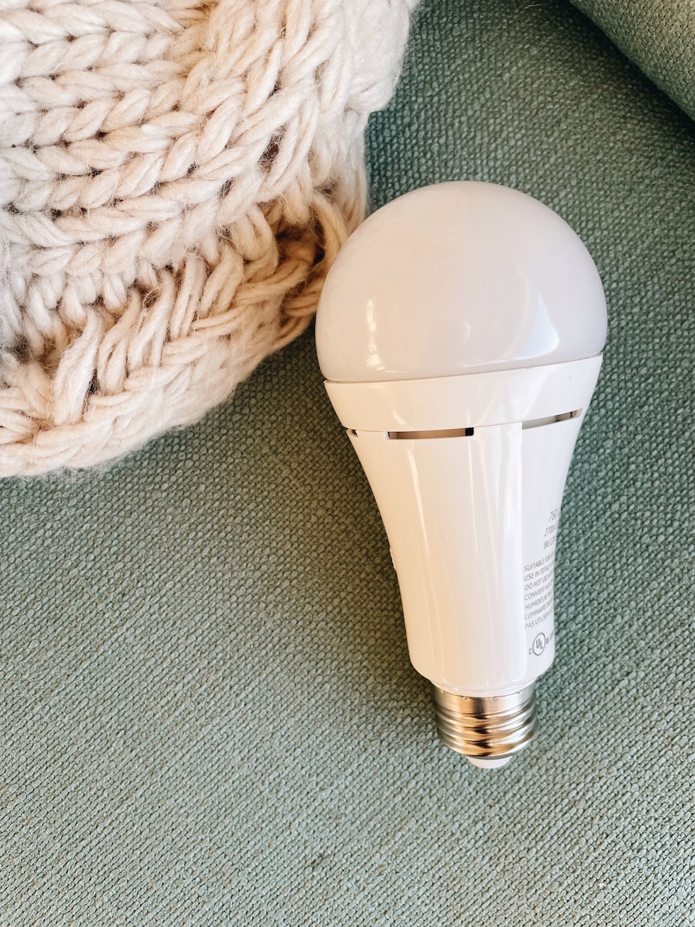 https://theinspiredroom.net/wp-content/uploads/2021/03/battery-operated-lightbulb-1.jpg