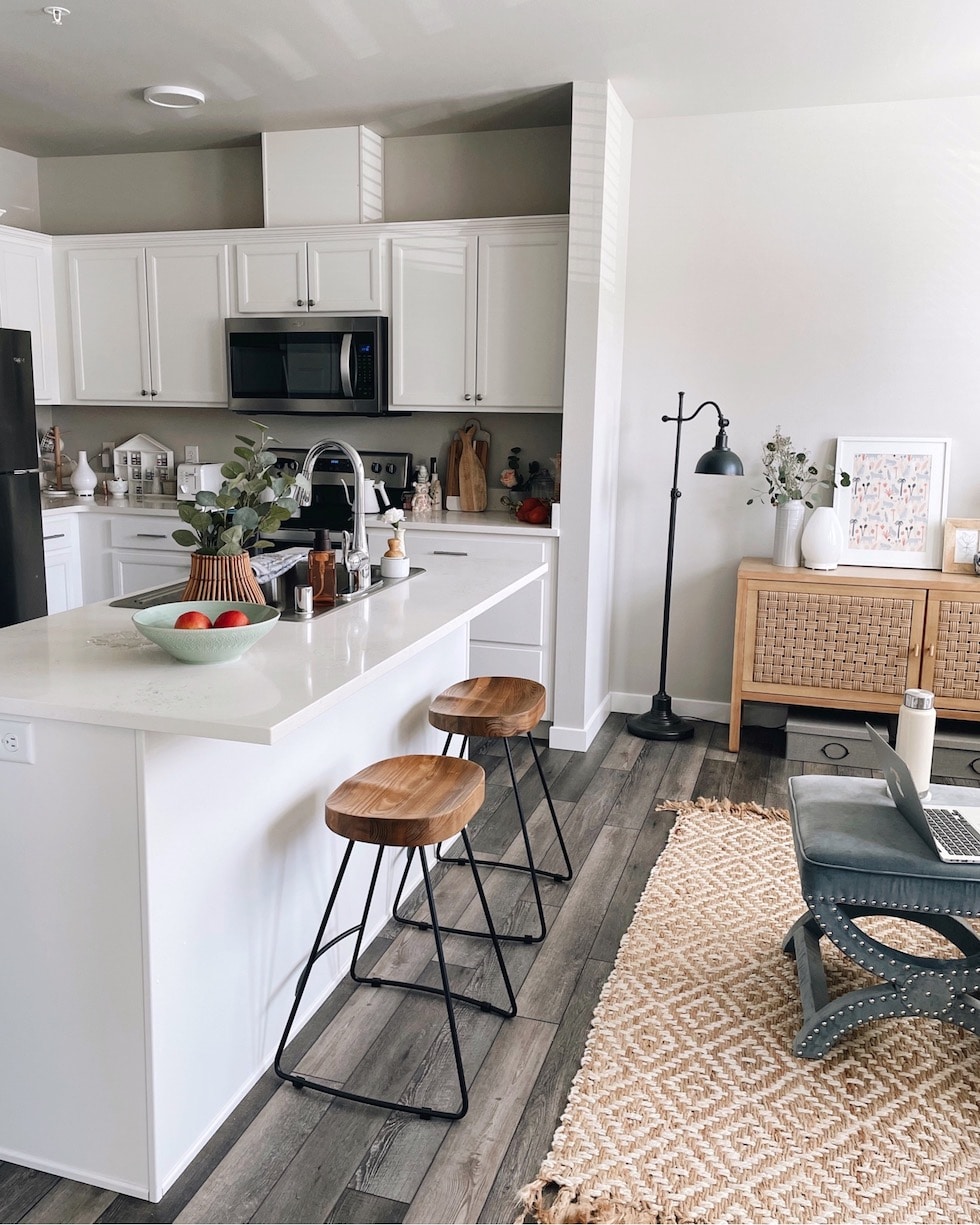 Simple Furniture Makeover + Pretty Shelf and Drawer Liners (Courtney's  Apartment) - The Inspired Room