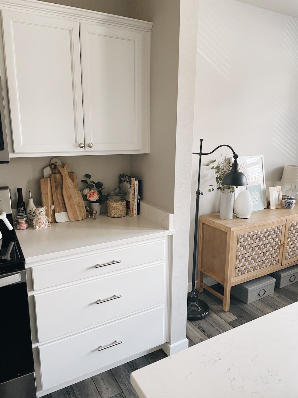 Courtney's Apartment Update + Tour (500 Square Feet!)