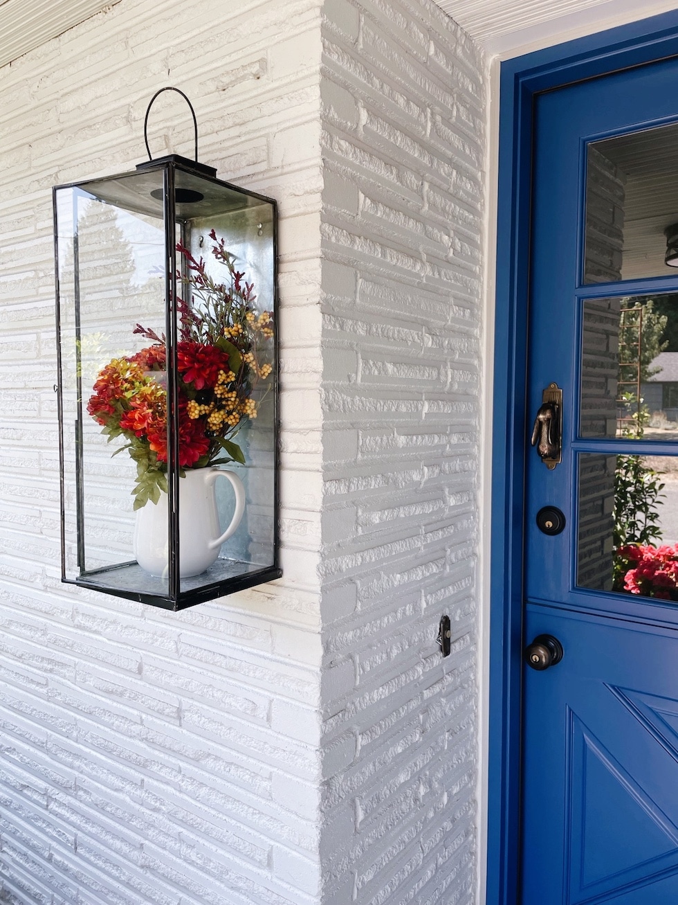 Transitioning Our Entry Porch for Fall {Painted Concrete!}