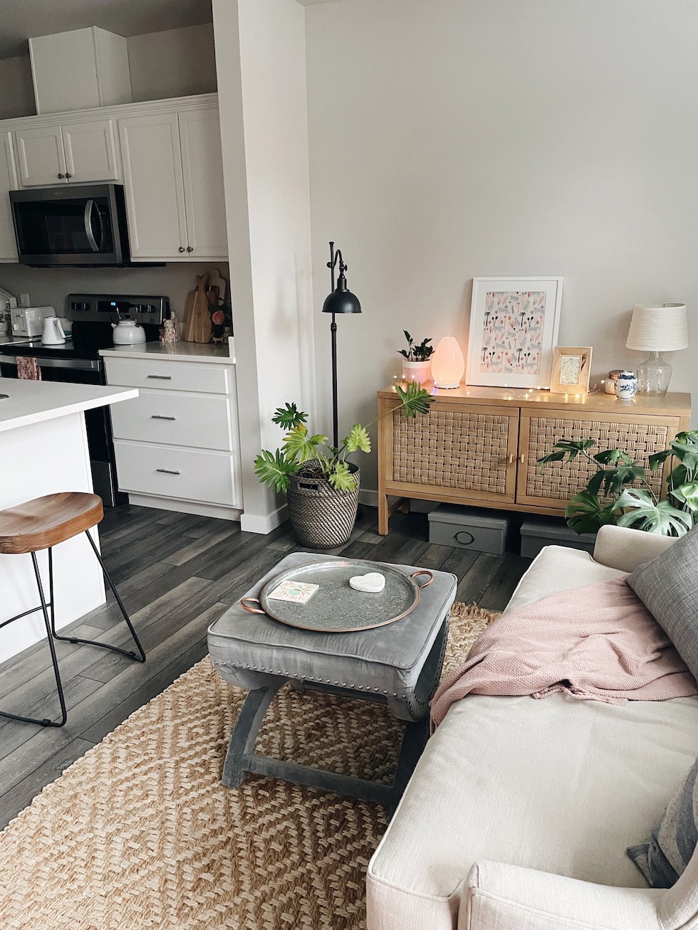 Small Apartment Decor: 5 Tips To Make The Most of Your Space 