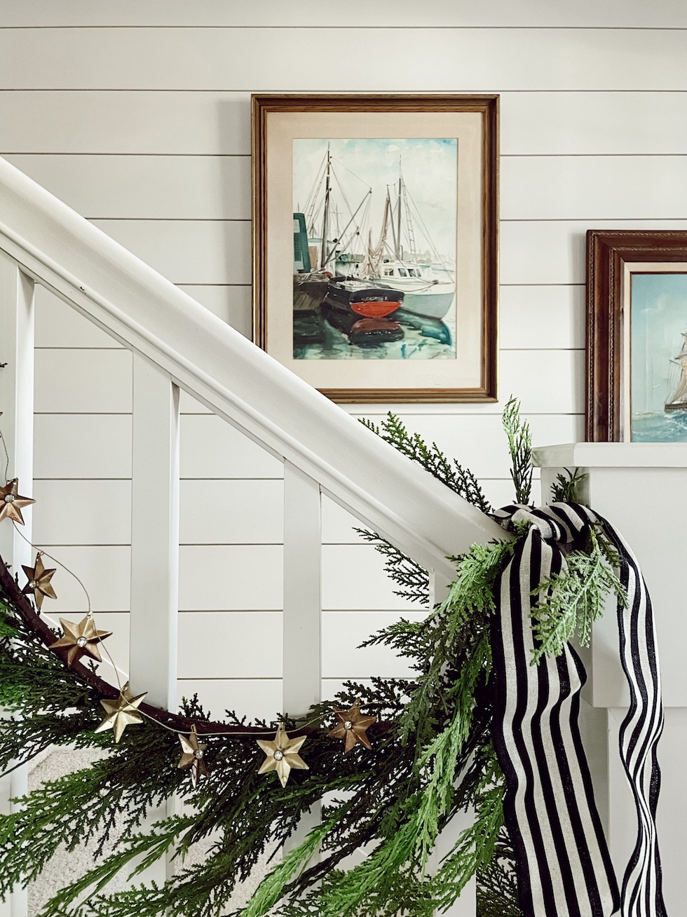 7 Simple Pieces I Love for Christmas and Winter Decorating (and why I think they make so much sense)