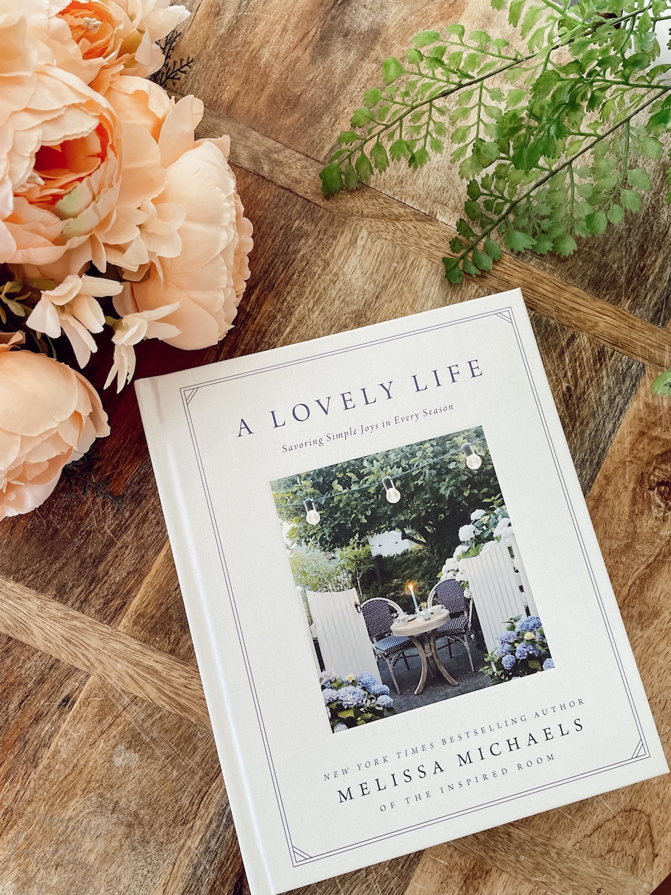 A Lovely Life Book: What Is It About?