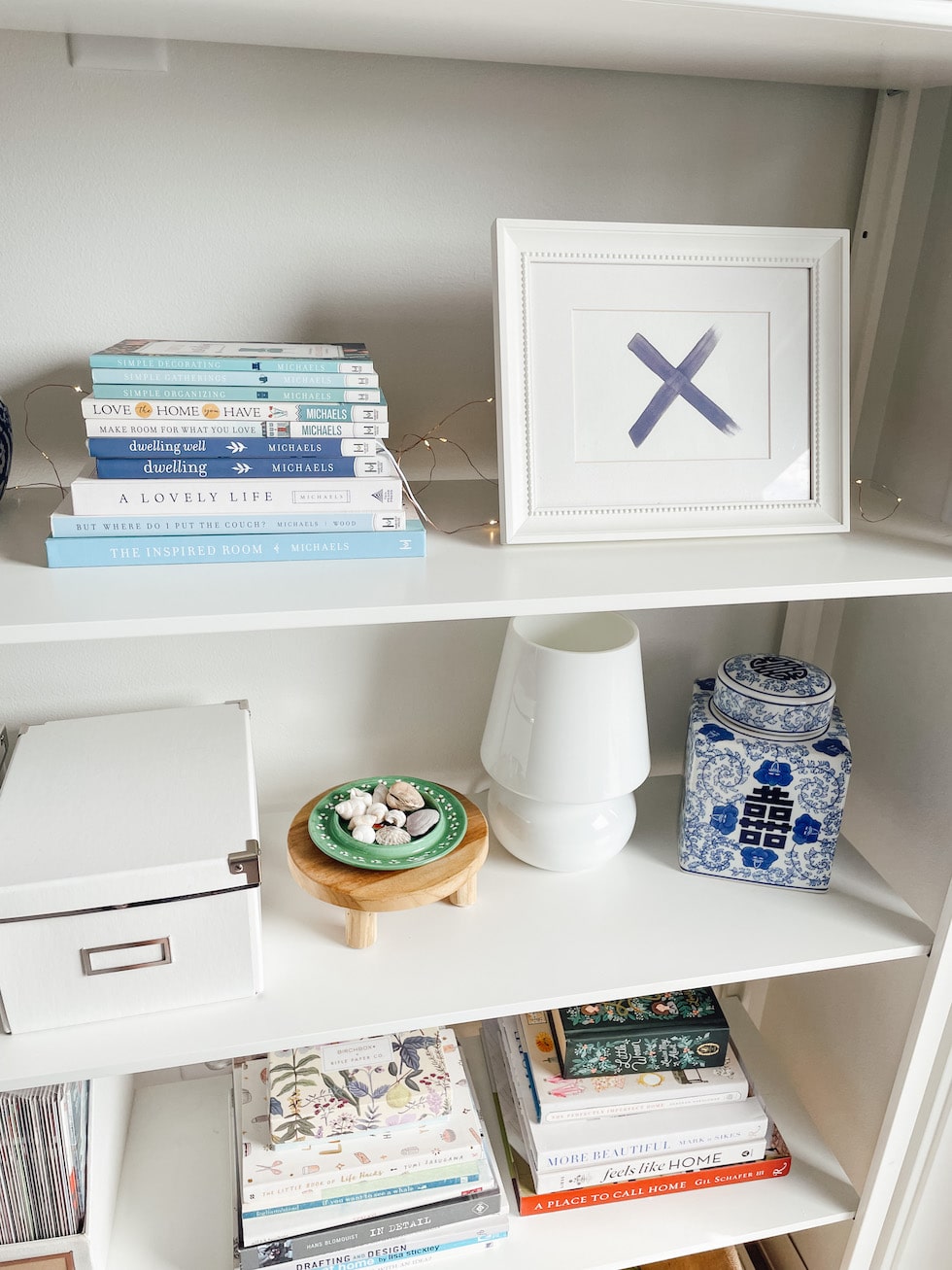 The Perfect Small Lamp for a Bookshelf or Countertop