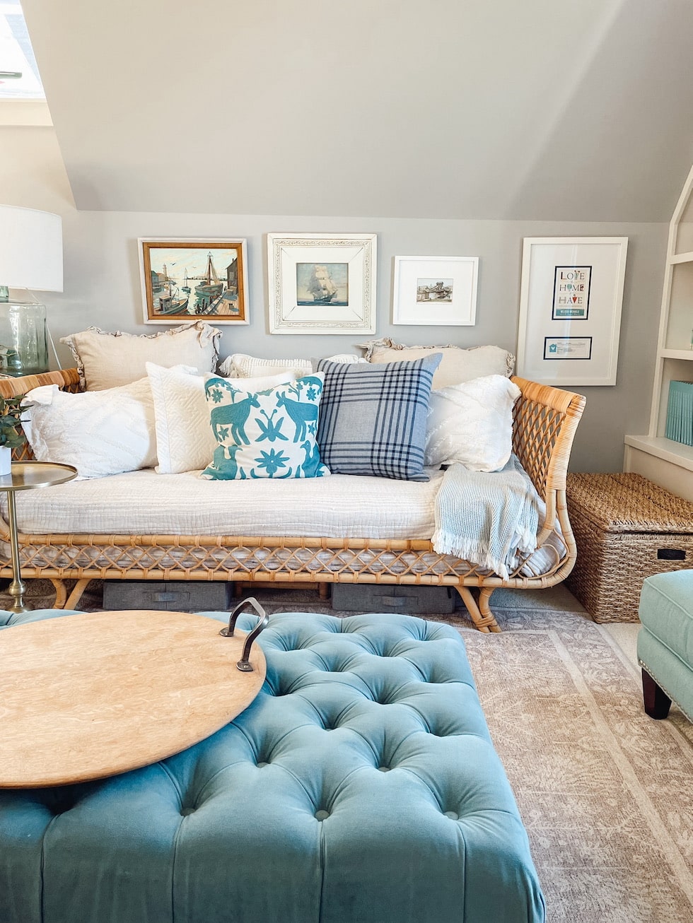 How to Choose and Style Sofa Pillows - The Turquoise Home