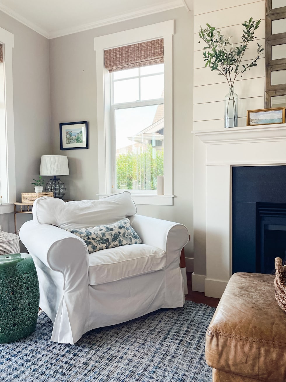 White slipcovers store for chairs