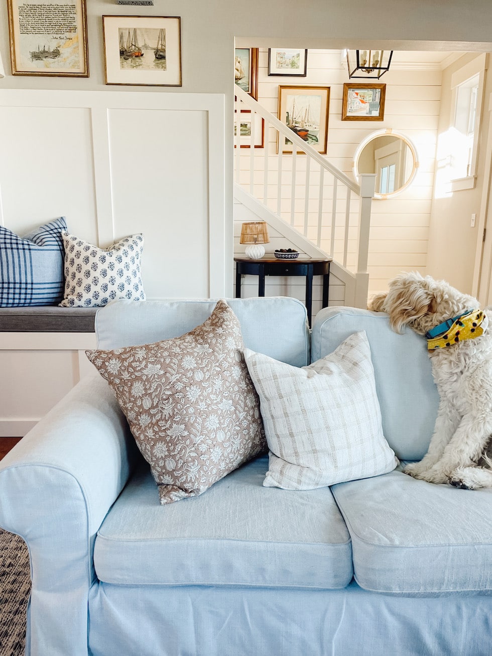 How to Pair Throw Pillows - Ideas & Advice - Room & Board