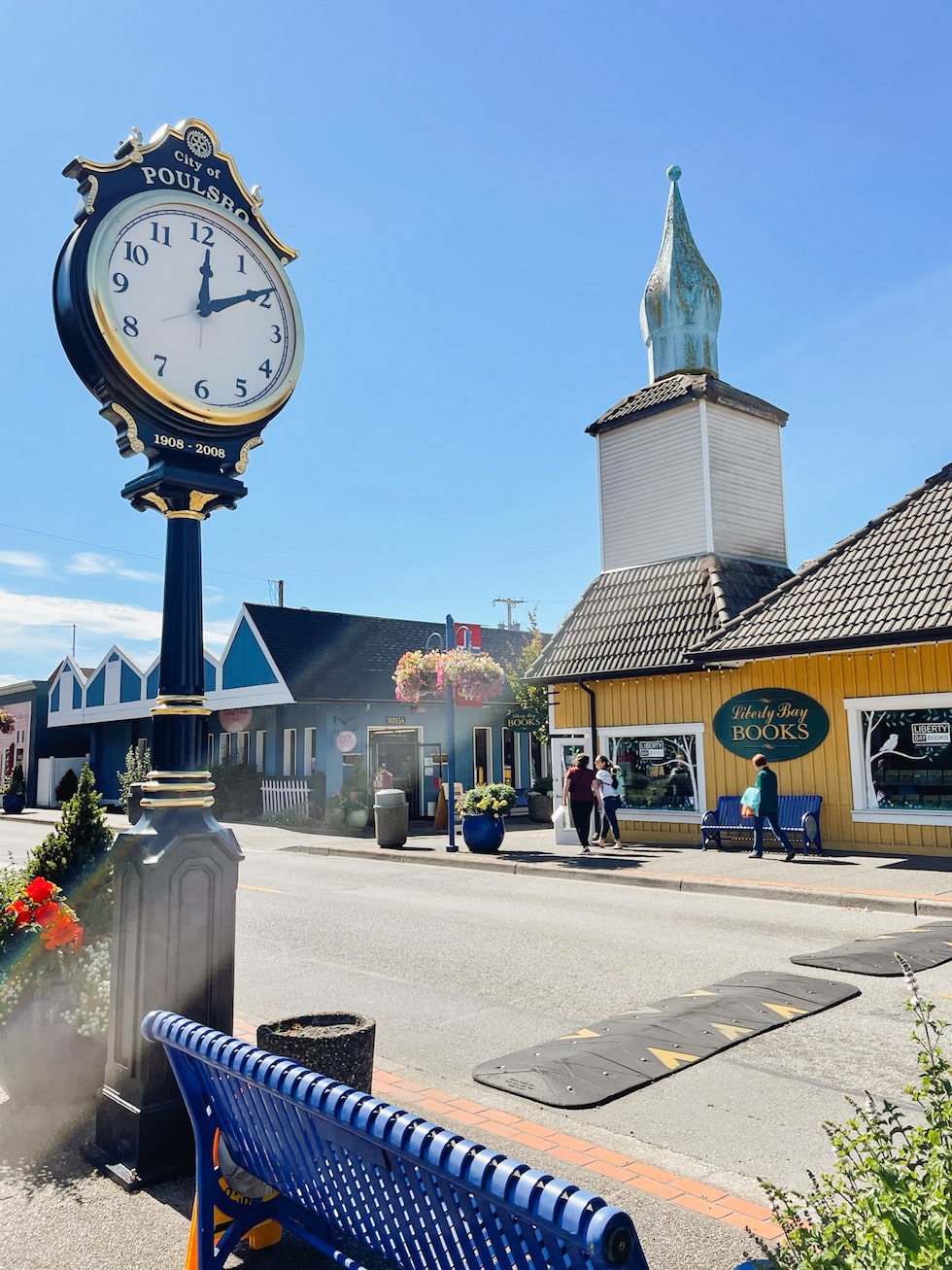 Tour New Homes in Poulsbo Washington + 3 Reasons to Love This Charming Seaside Community!