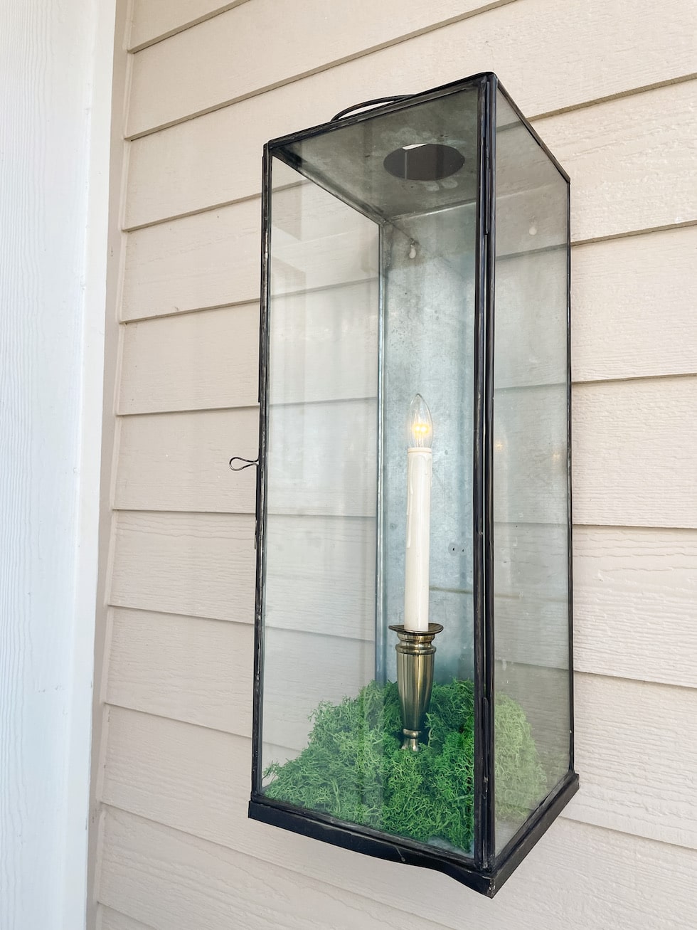 DIY Porch Wall Lantern with a Flickering Candle Bulb -- Without Electricity or Gas!