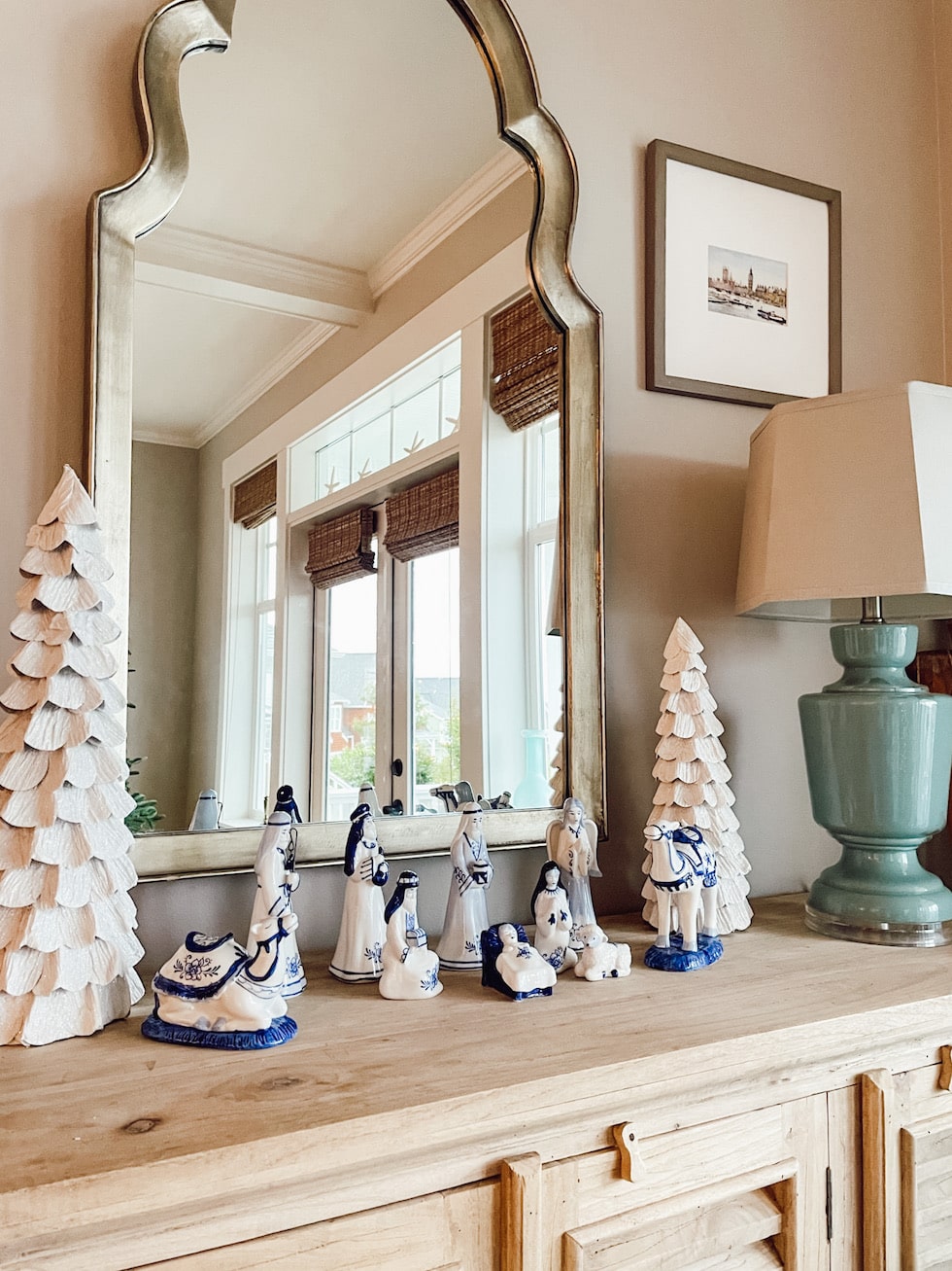 Meaningful Christmas: Our Blue and White Nativity Set