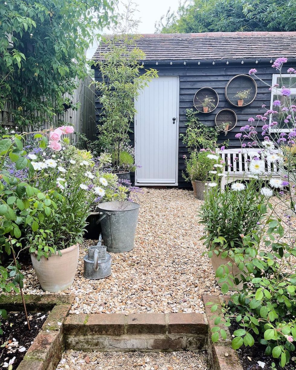 Charming Garden Potting Sheds: Sunday Strolls + Scrolls