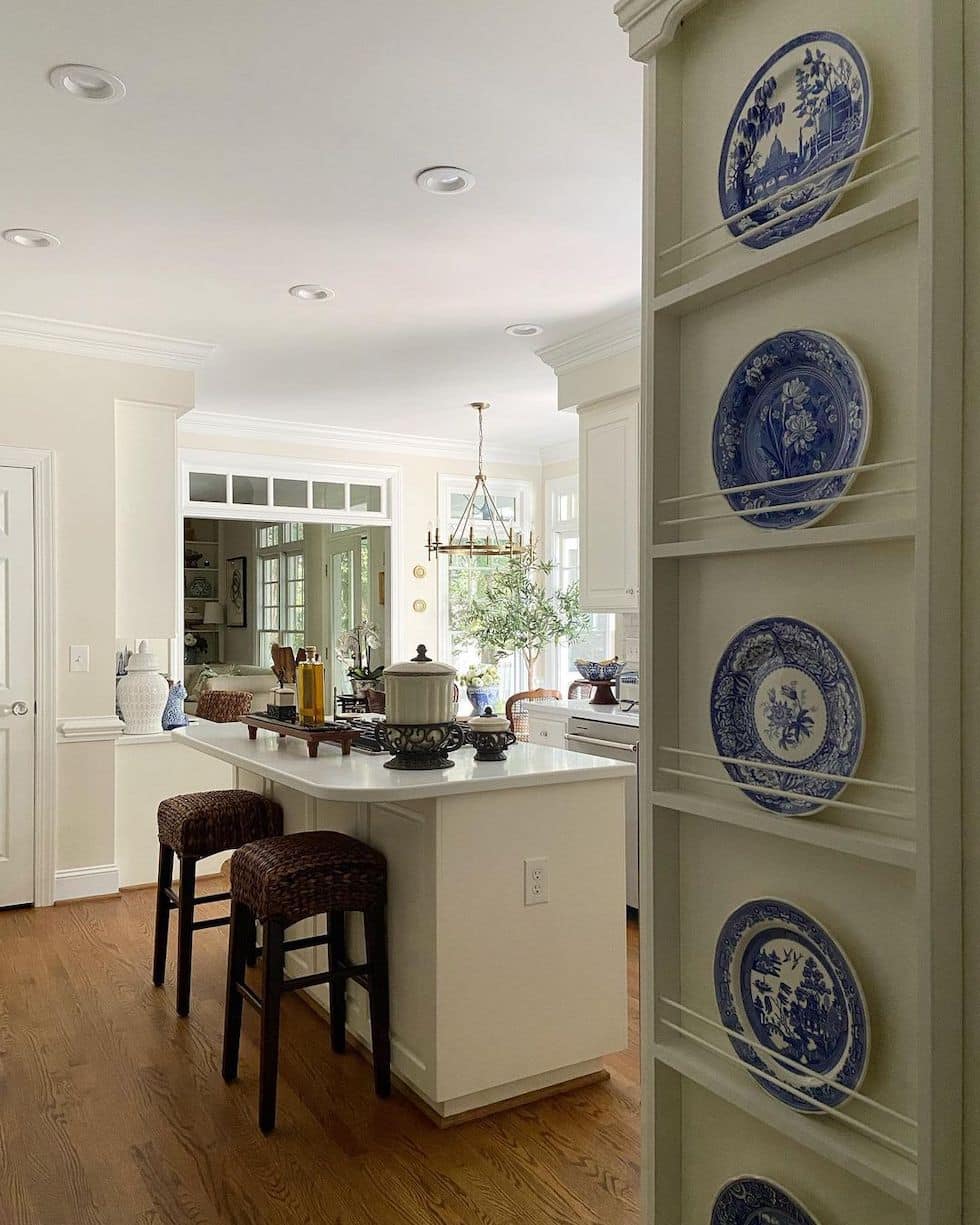 Plate Racks (for Displaying Platters, Serving Boards, and Plates!): Sunday  Strolls + Scrolls - The Inspired Room