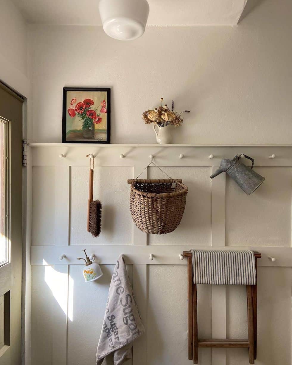 Small Mudrooms and Pantry Spaces: Sunday Strolls + Scrolls - The Inspired  Room