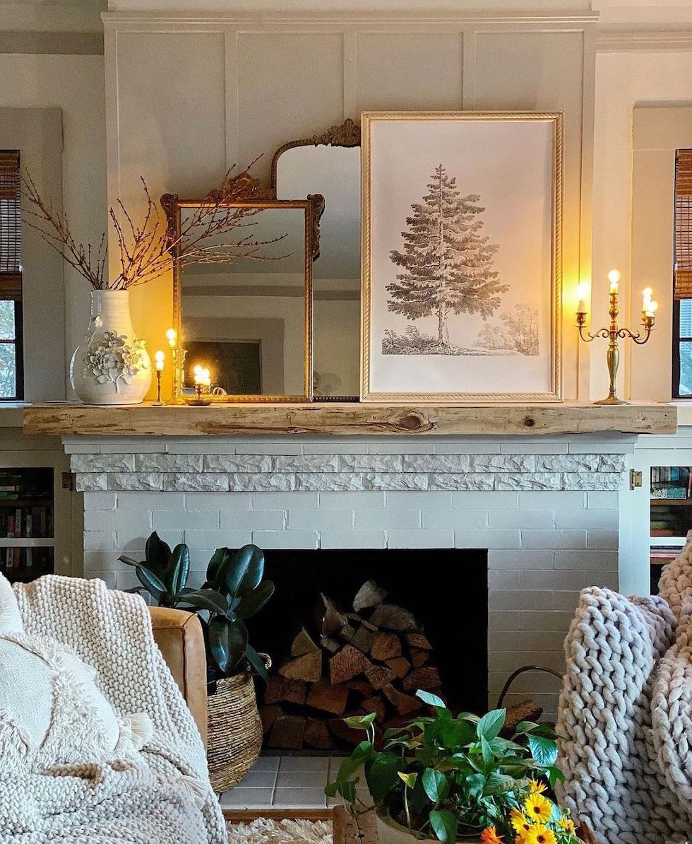 Cozy Winter Fireplace Decorating: Sunday Strolls & Scrolls