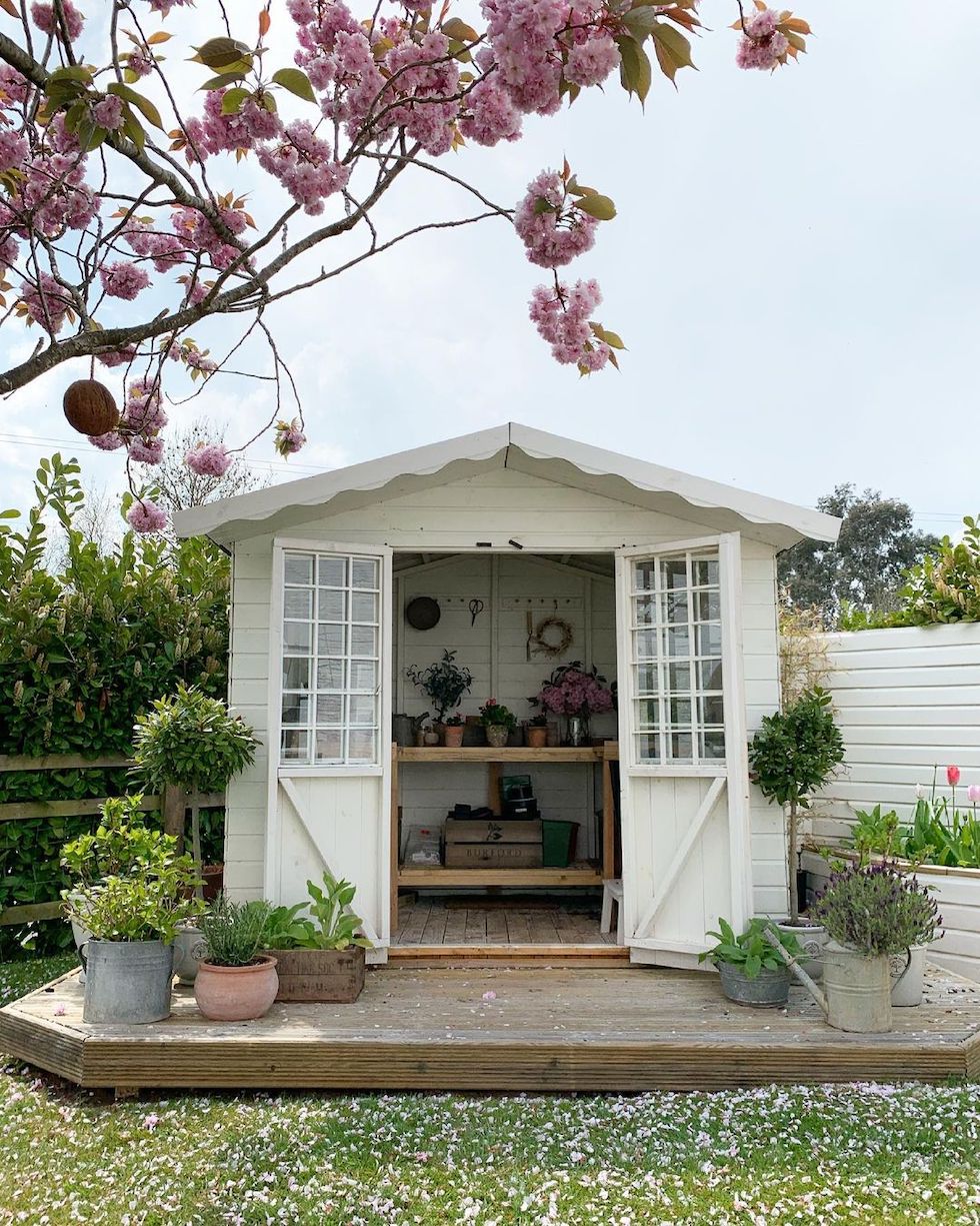 Charming Garden Potting Sheds: Sunday Strolls + Scrolls