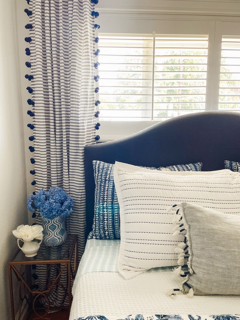 16 Simple Ways to Decorate Your Home for Summer (Coastal Grandmother Style)