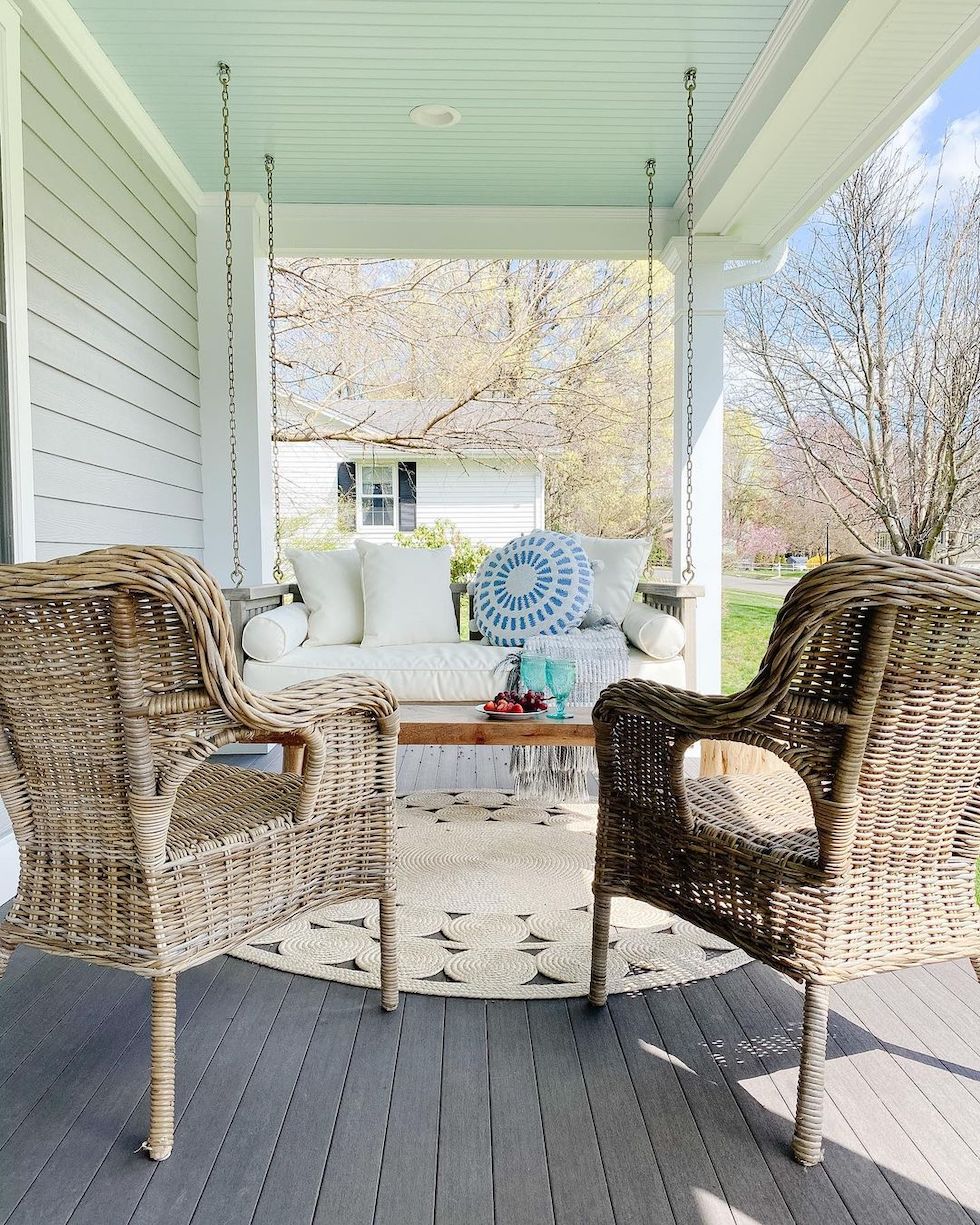 Blue Porch Ceilings {Sunday Strolls & Scrolls} - The Inspired Room