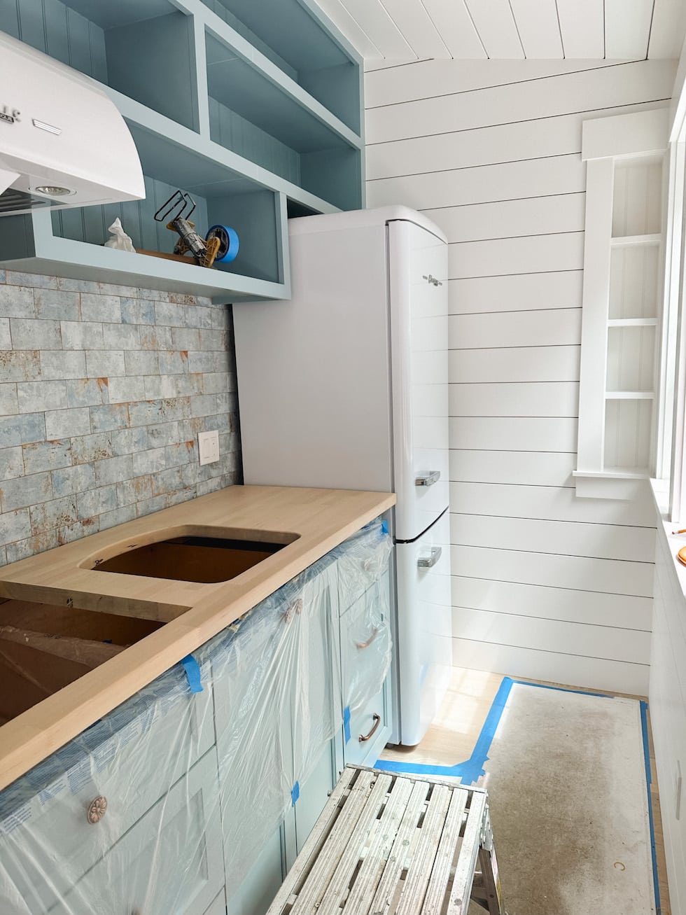 Tiny Cottage: Interior + Exterior, Kitchenette, Backyard Updates and more!