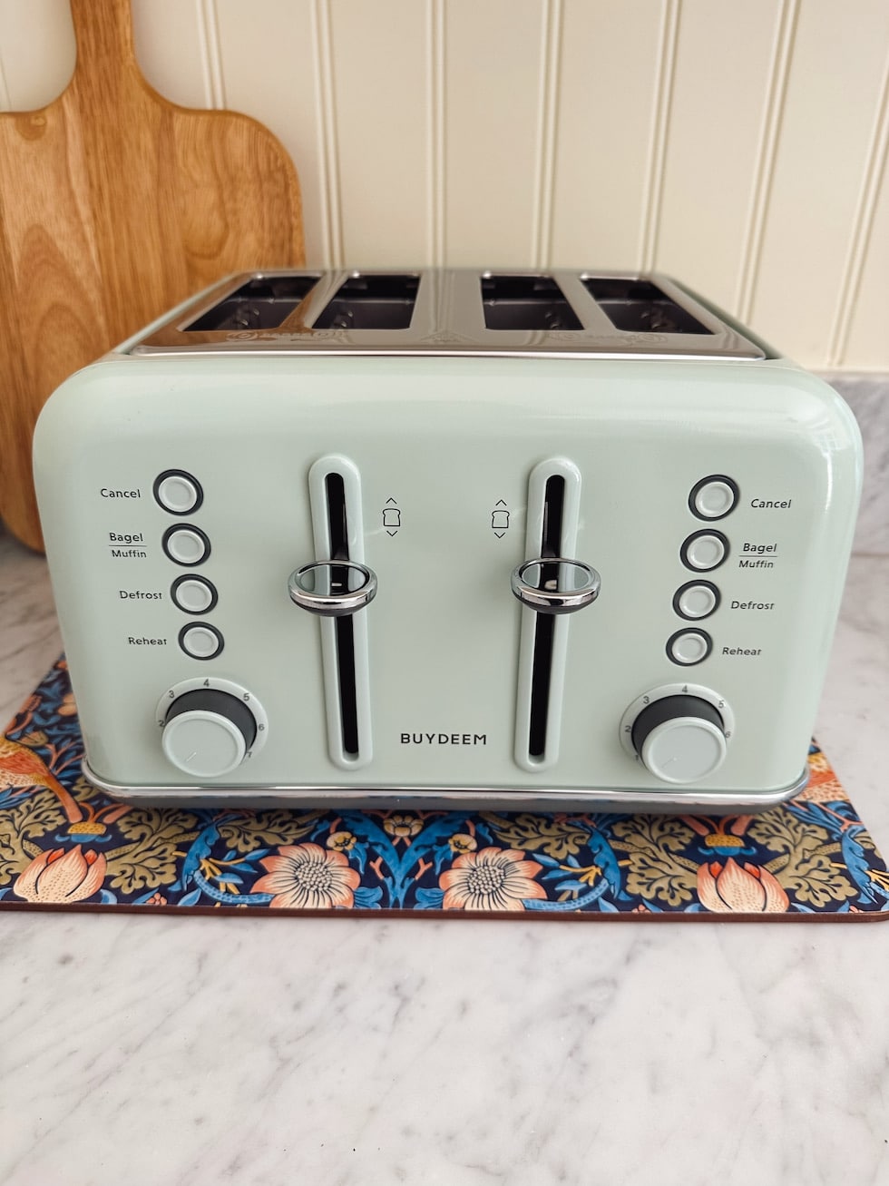 Cozy Green BUYDEEM 4 slice toaster