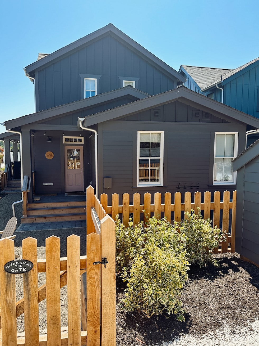 Charming Seabrook Beach Cottage Tour (Vacation Rental in Seabrook, WA!)