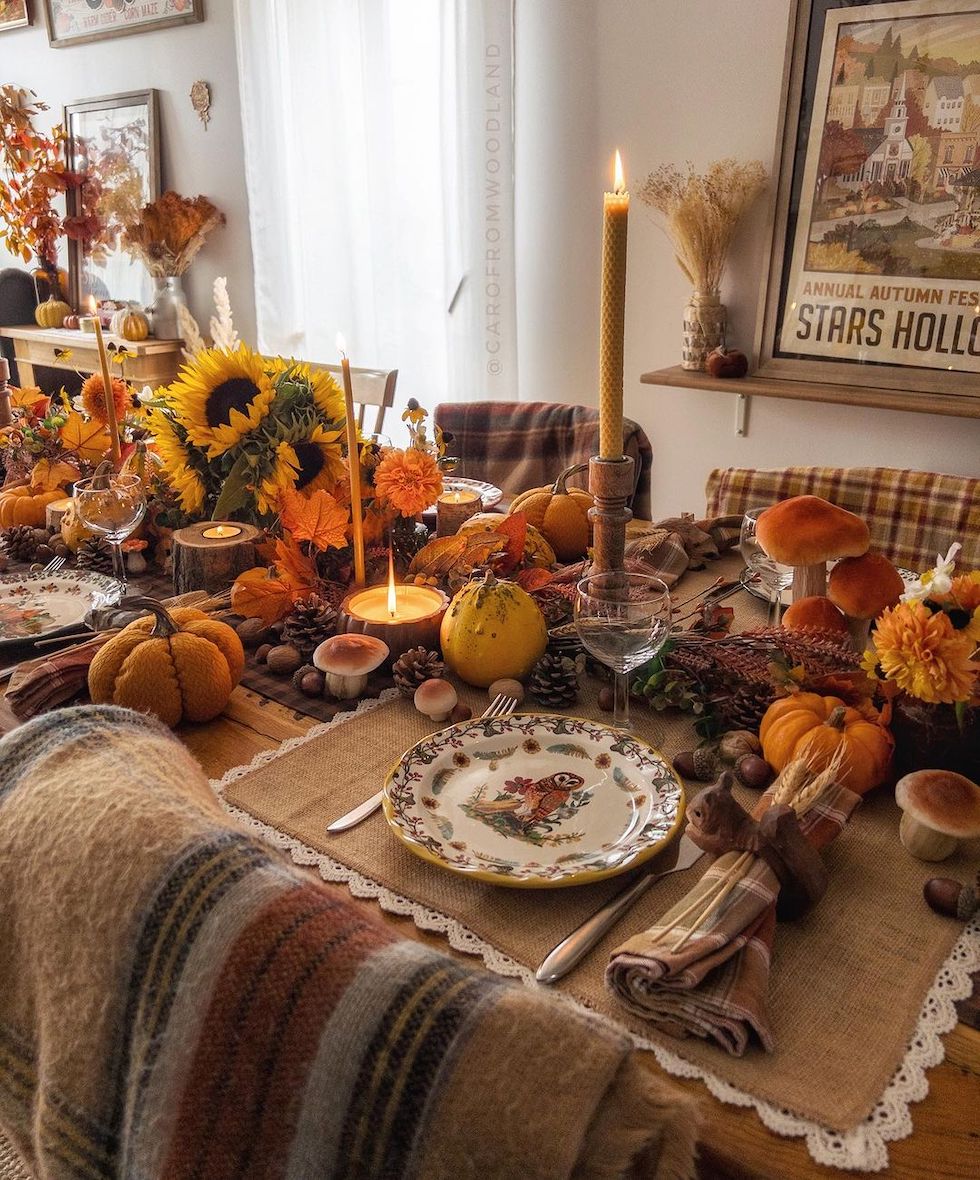 5 Fall Tablescapes + Thanksgiving Inspiration: Sunday Strolls & Scrolls