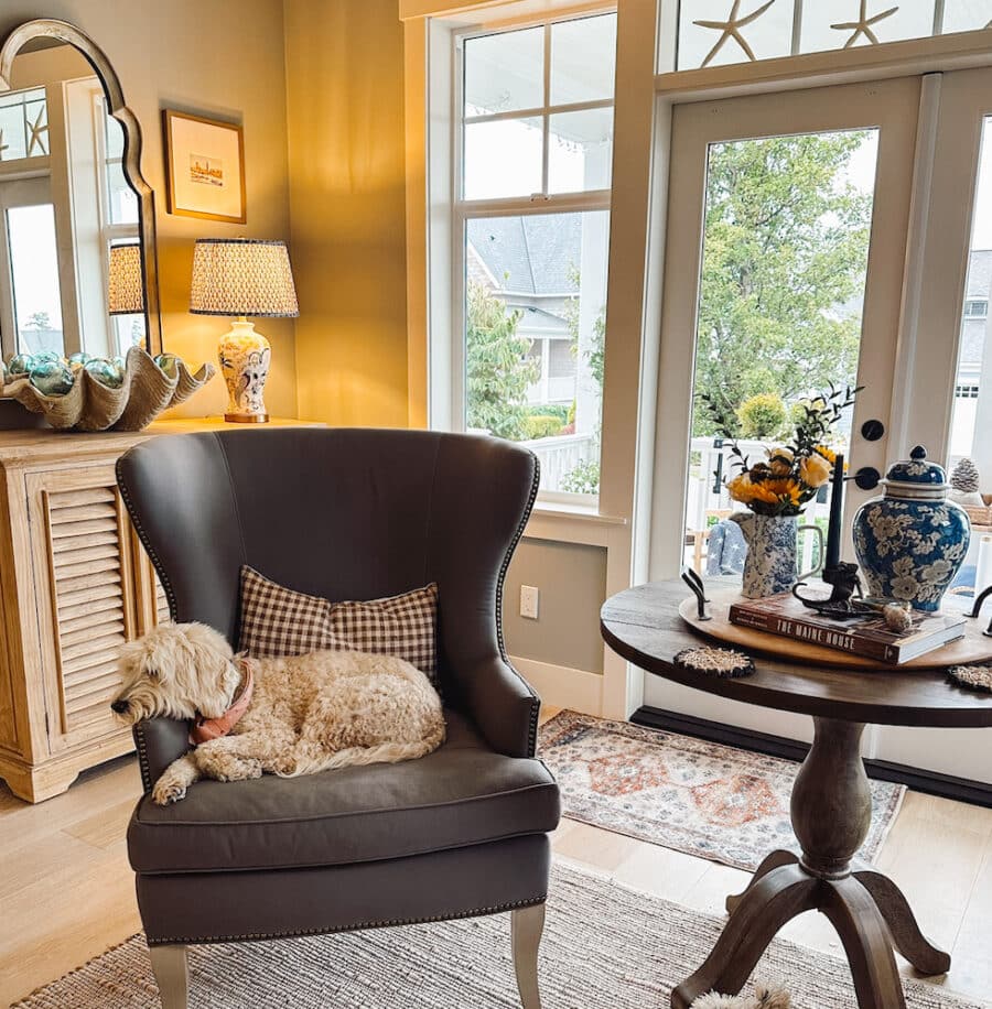 Coordinating Fall Pillow Combinations + Neutral Pillows for Any Season