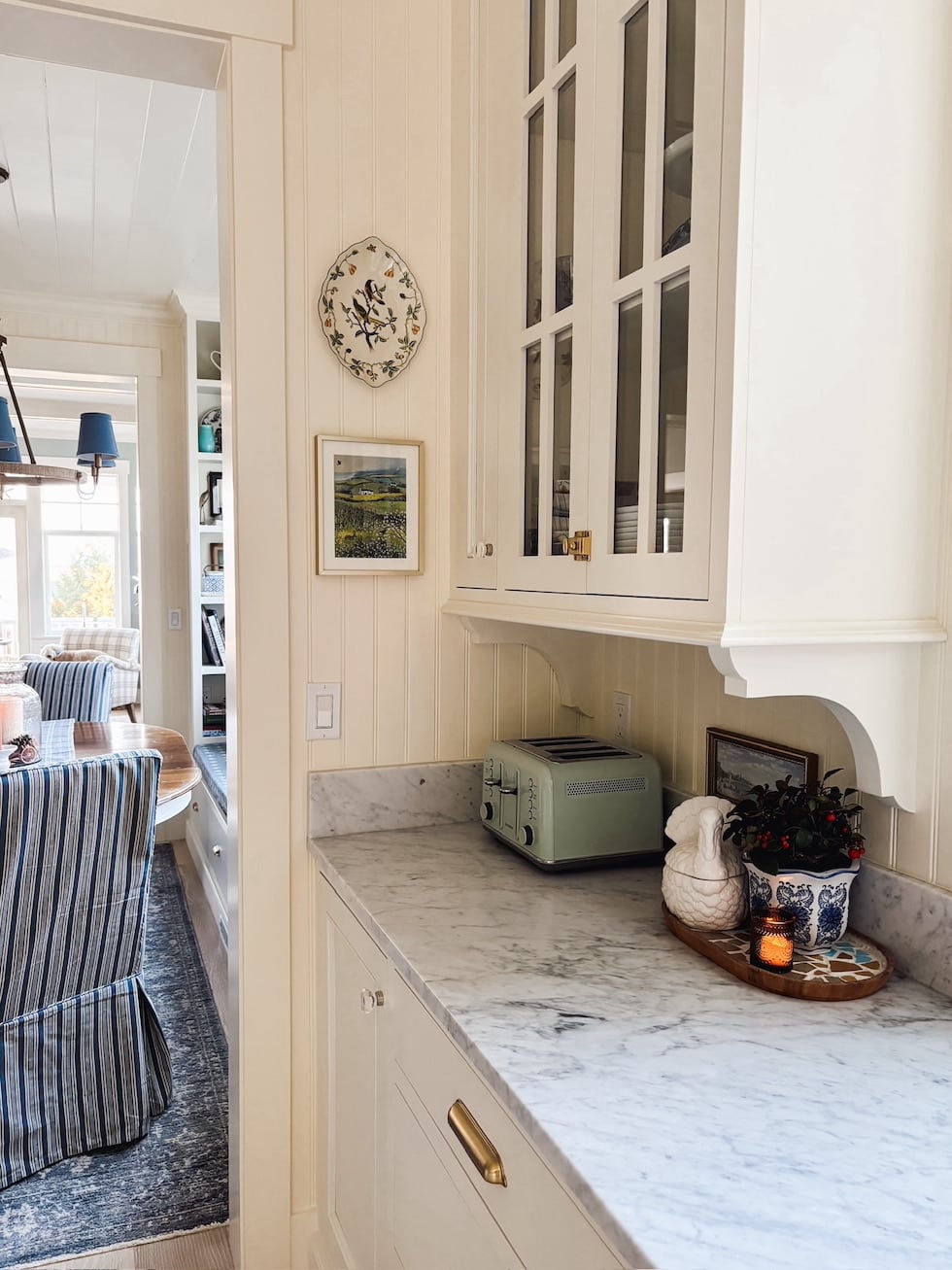 Modern Farmhouse Kitchen Makeover Reveal - Micheala Diane Designs