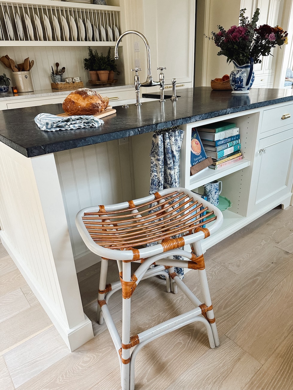 Coastal cottage deals counter stools