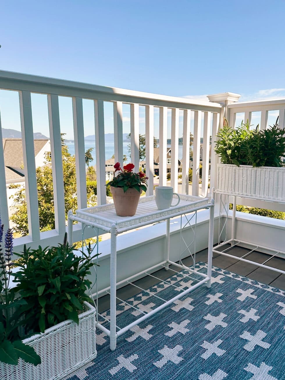 Our Small Deck Makeover for Summer (the reveal and the 6+ ways to use ...