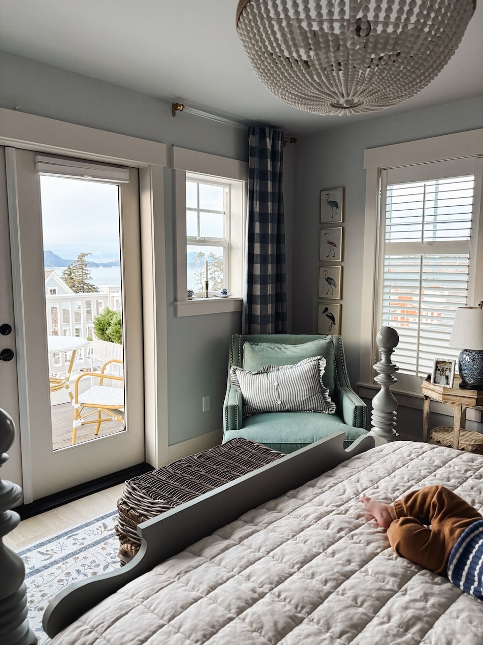 organizing with baskets in bedroom