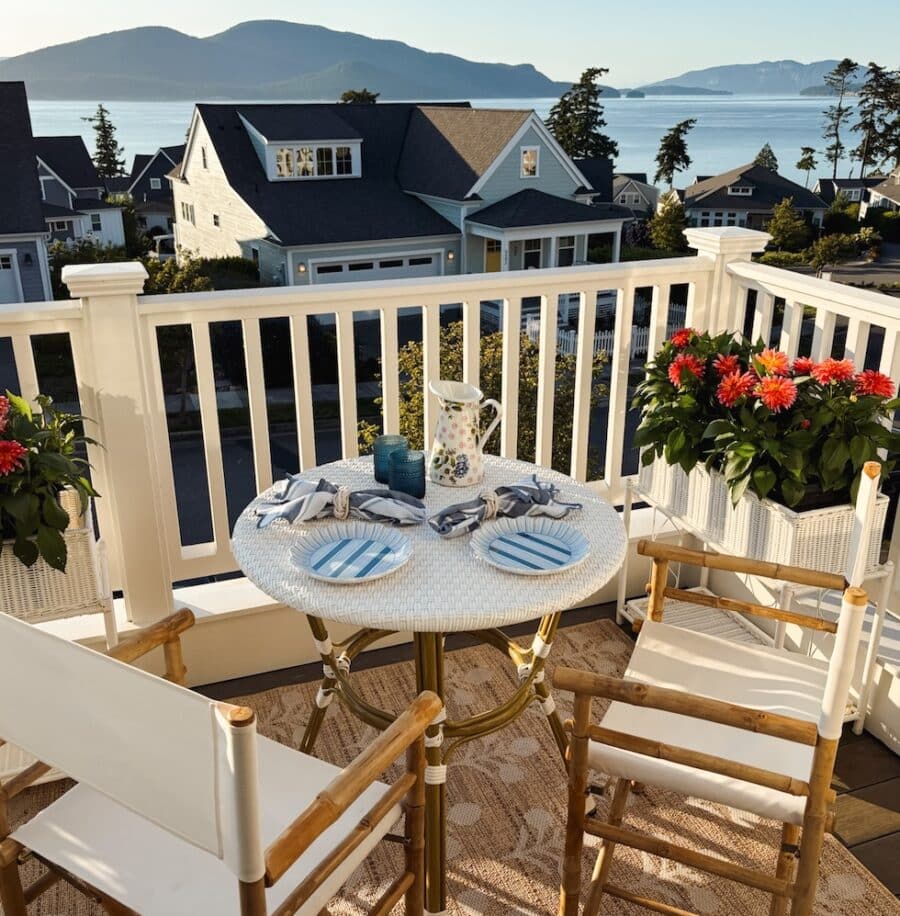 3 Secrets to Turn a Small Outdoor Space into a Retreat