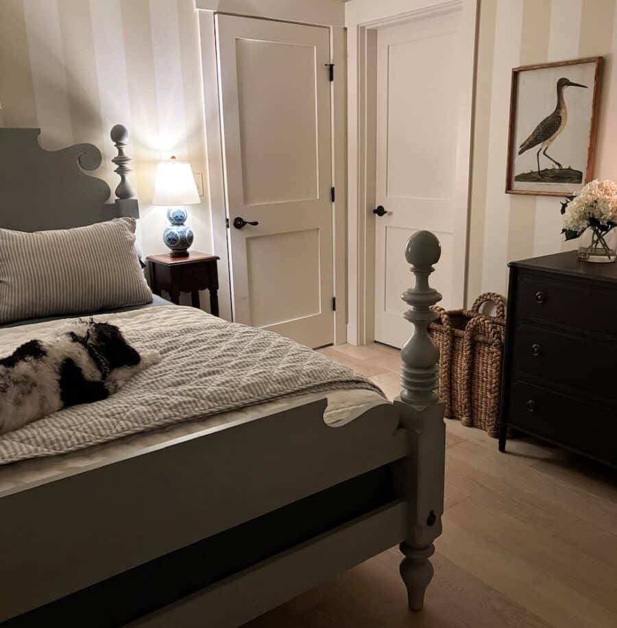 5 Tips for a Peaceful Bedroom